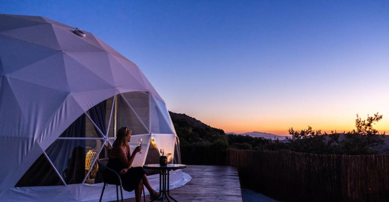 Ferienwohnung Luxury Dome Retreat Dudar Exterior foto
