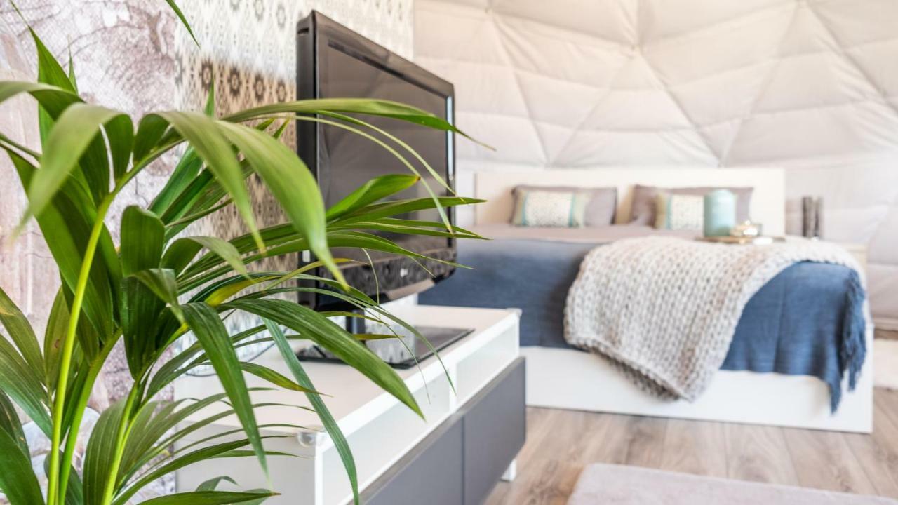 Ferienwohnung Luxury Dome Retreat Dudar Exterior foto