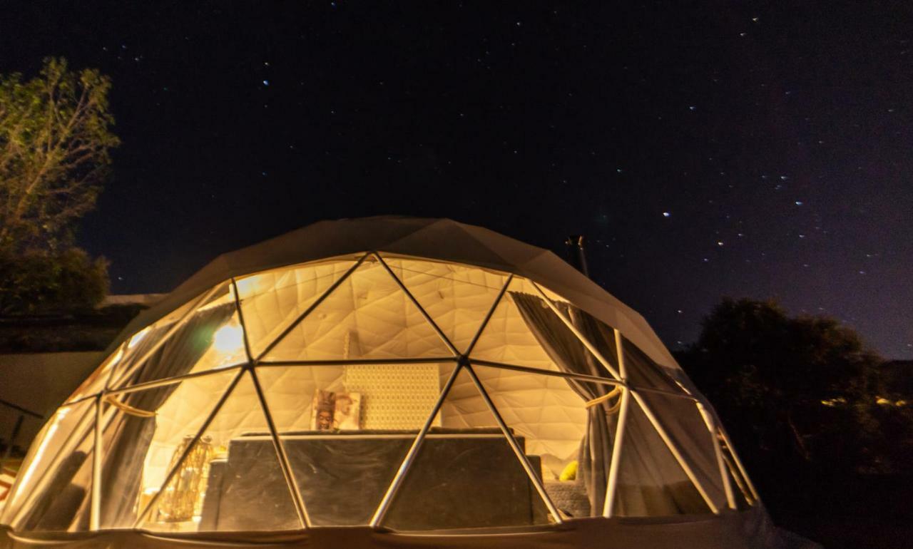 Ferienwohnung Luxury Dome Retreat Dudar Exterior foto